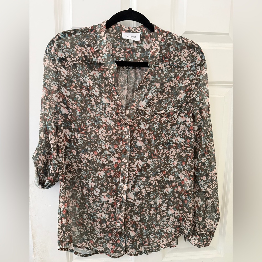 Sheer, floral Blouse